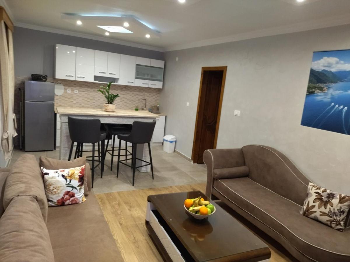 Apartment Ksenija Kotor Dış mekan fotoğraf