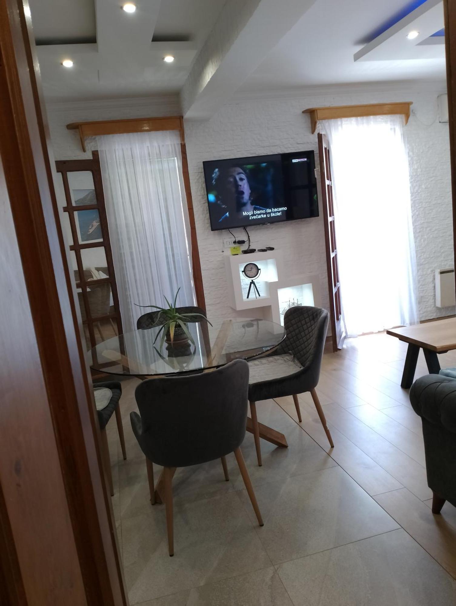 Apartment Ksenija Kotor Dış mekan fotoğraf
